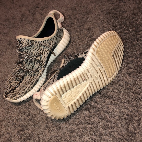 Yeezy V1 size 5 Men’s TURTLE DOVE w/ original box - Picture 3 of 3